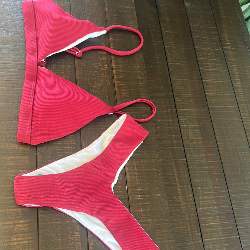 Burgundy ribbed bikini